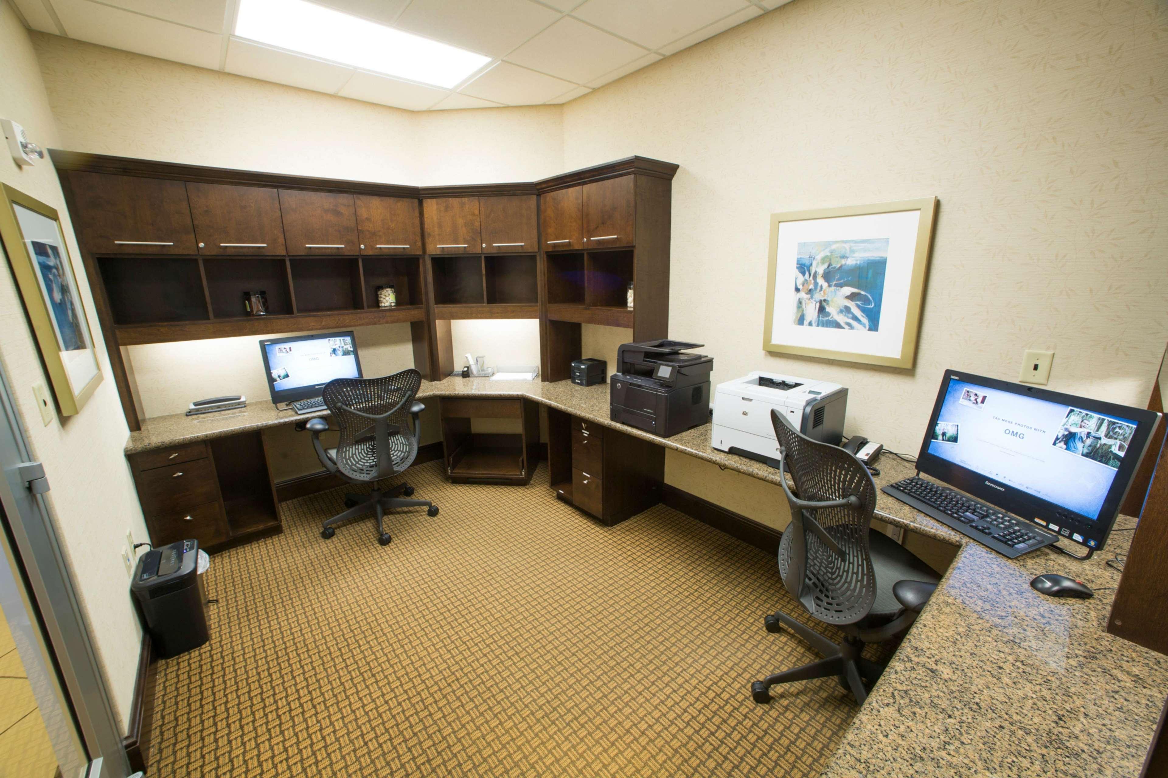 Hilton Garden Inn Dulles North Ашбърн Екстериор снимка