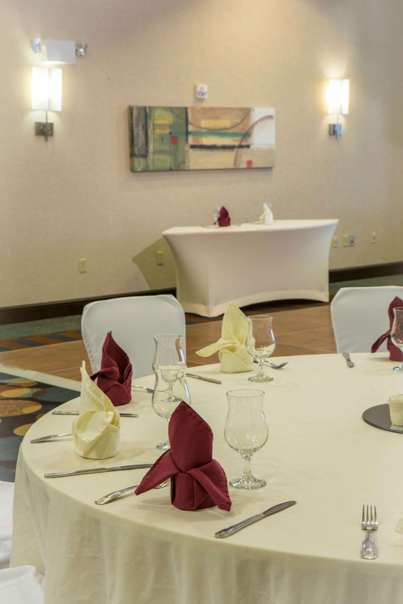 Hilton Garden Inn Dulles North Ашбърн Екстериор снимка