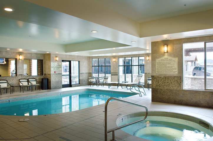 Hilton Garden Inn Dulles North Ашбърн Екстериор снимка